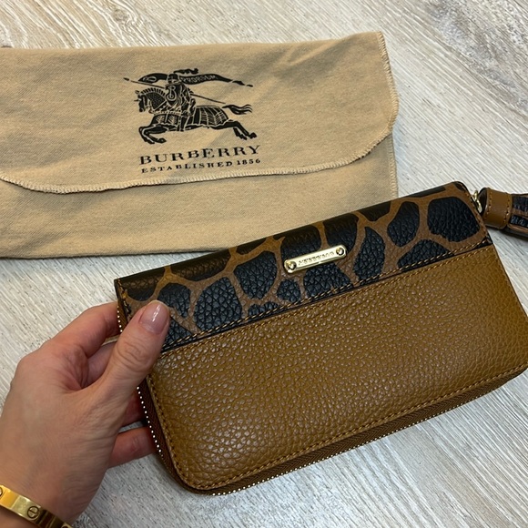 Burberry wallet - Picture 7 of 7